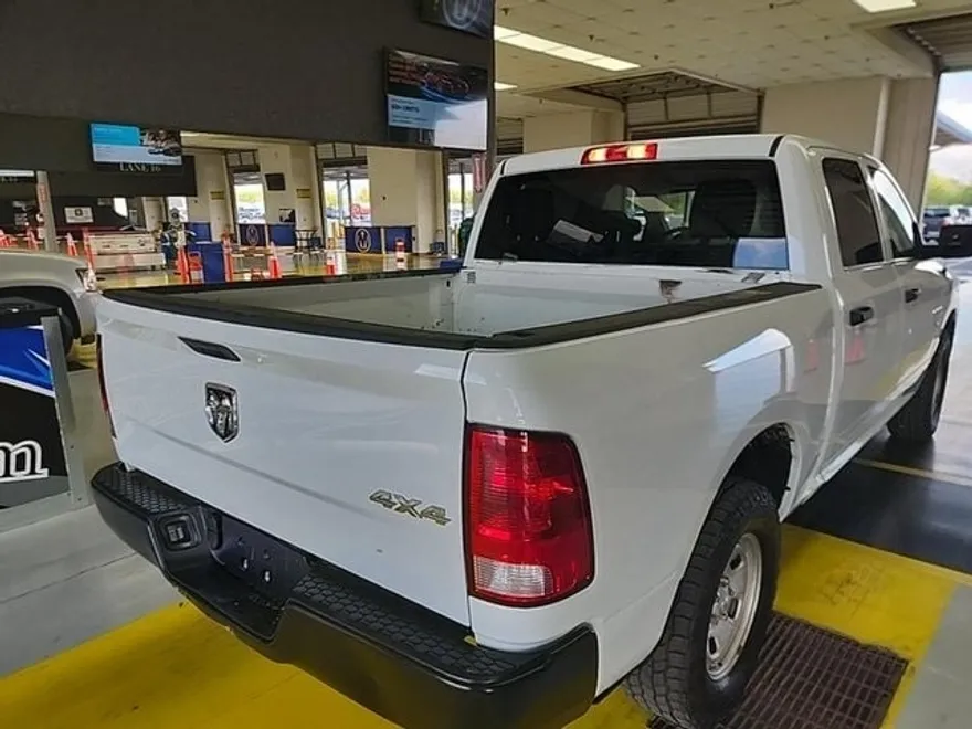 2022 Ram 1500 Classic Tradesman photo 1