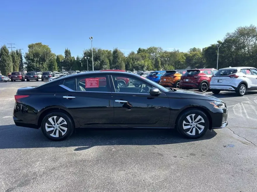 2025 Nissan Altima 2.5 S photo 1