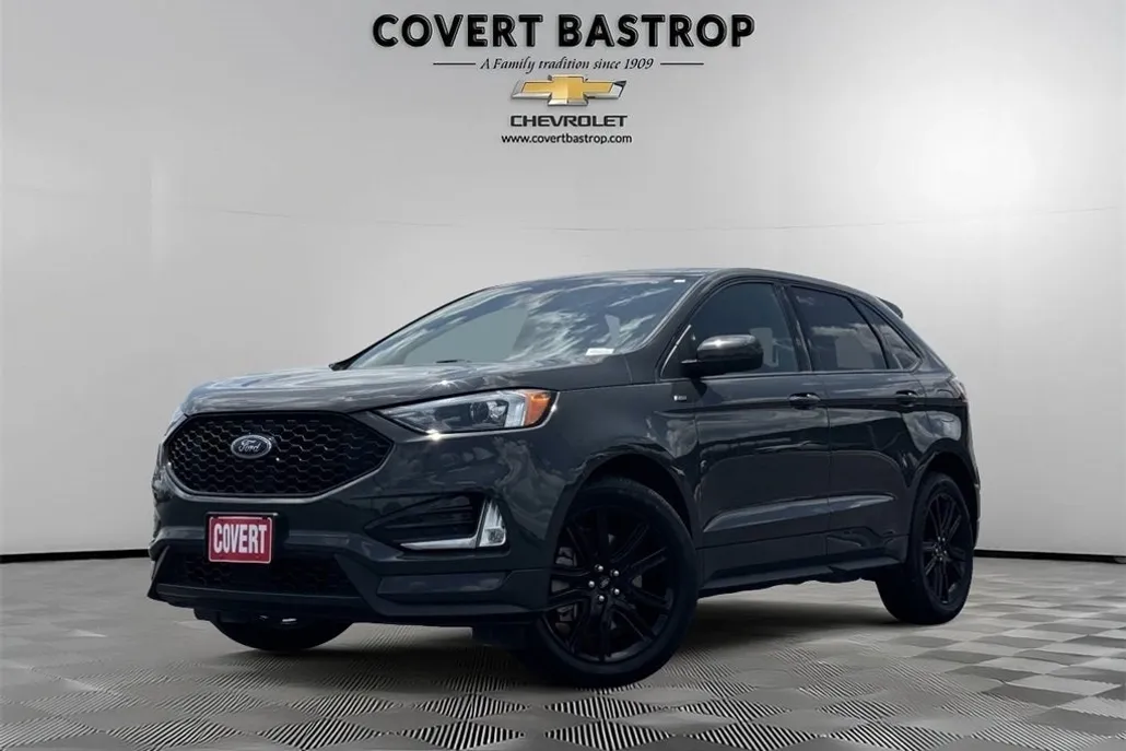 2021 Ford Edge ST photo 1