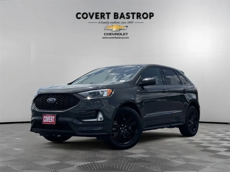 2021 Ford Edge ST photo 1