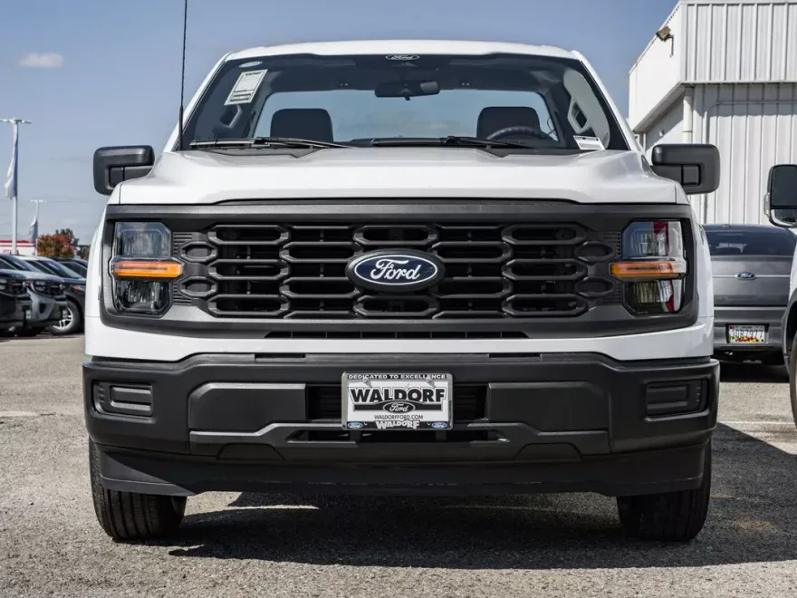 2025 Ford F-150 XL photo 1