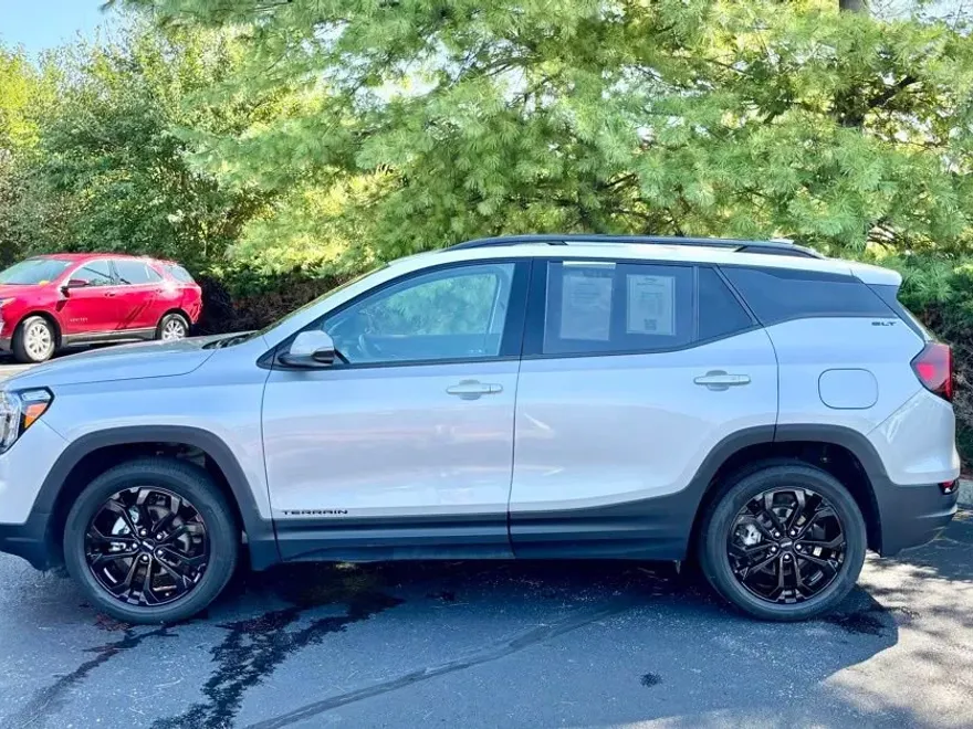 2022 Gmc Terrain SLT photo 1