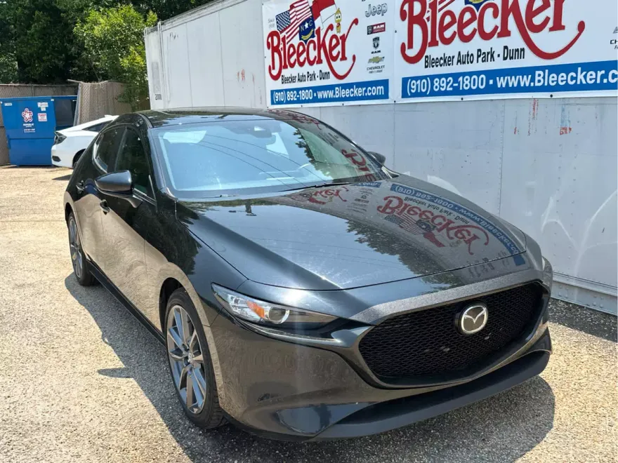 2023 Mazda Mazda3 Hatchback 2.5 s Preferred photo 1