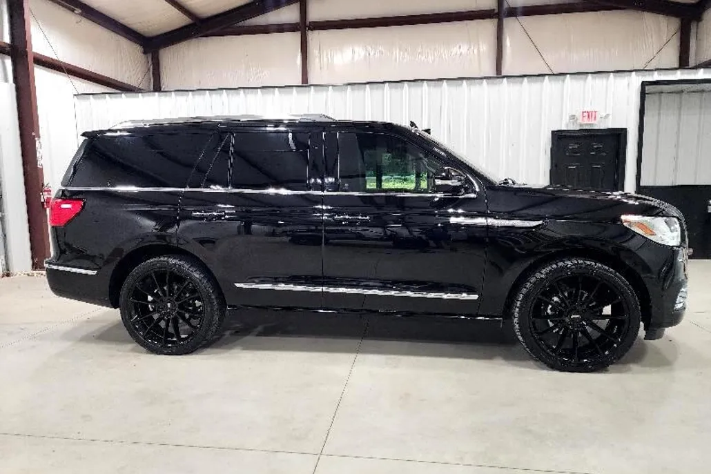 2020 Lincoln Navigator Reserve photo 1
