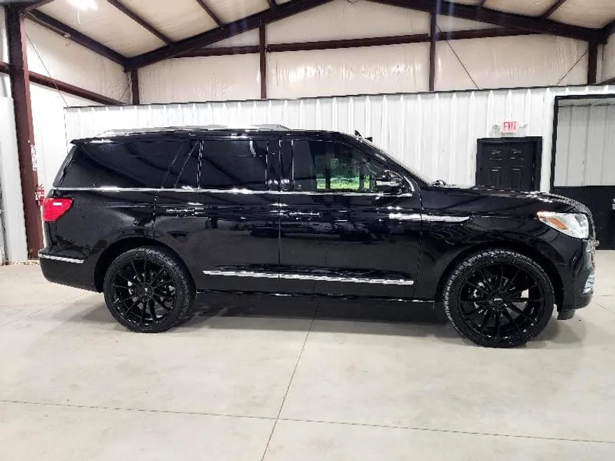 2020 Lincoln Navigator Reserve photo 1