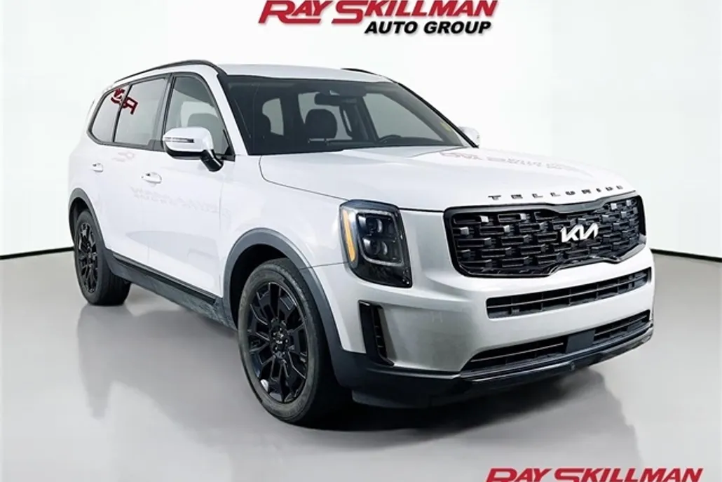 2022 Kia Telluride EX photo 1