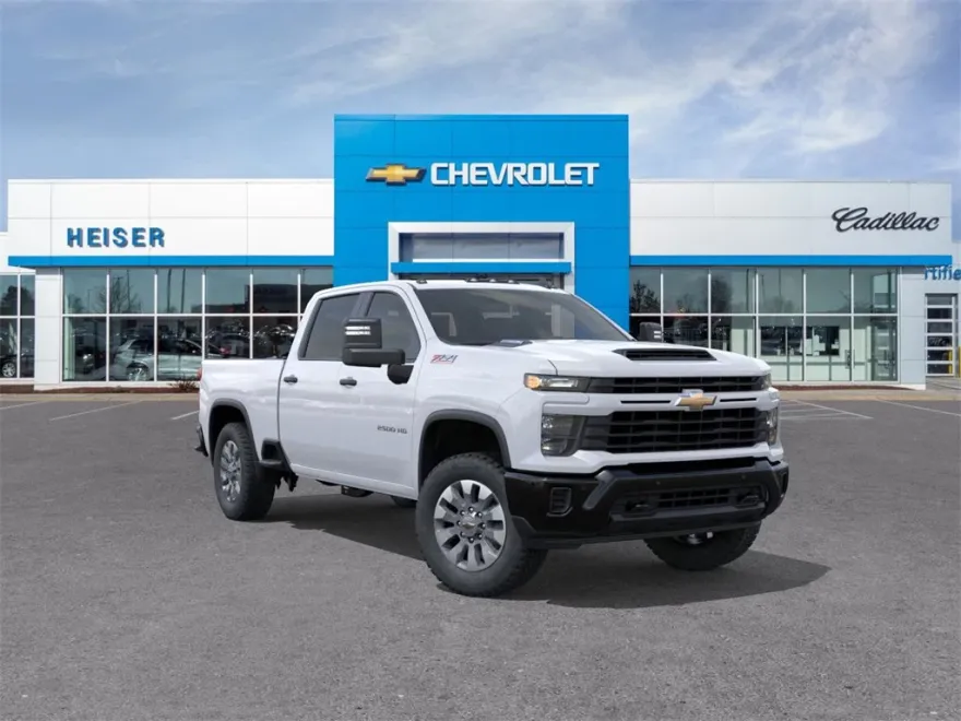 2025 Chevrolet Silverado 2500HD Custom photo 1