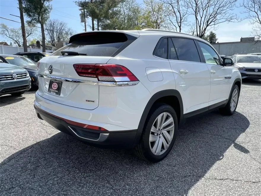 2021 Volkswagen Atlas Cross Sport SE Technology photo 1