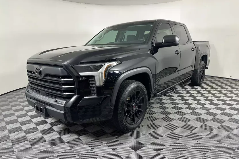 2023 Toyota Tundra SR5 photo 1