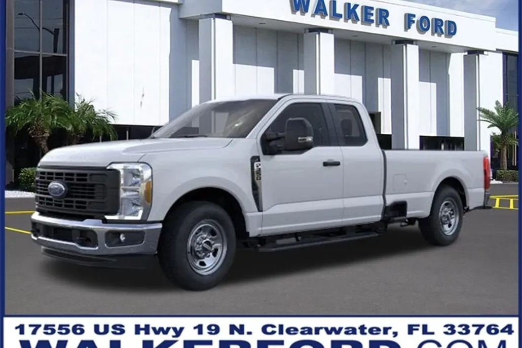 2025 Ford F-350 XL photo 1