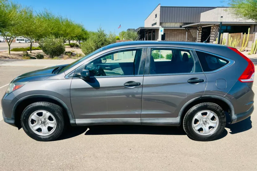2014 Honda CR-V LX photo 1