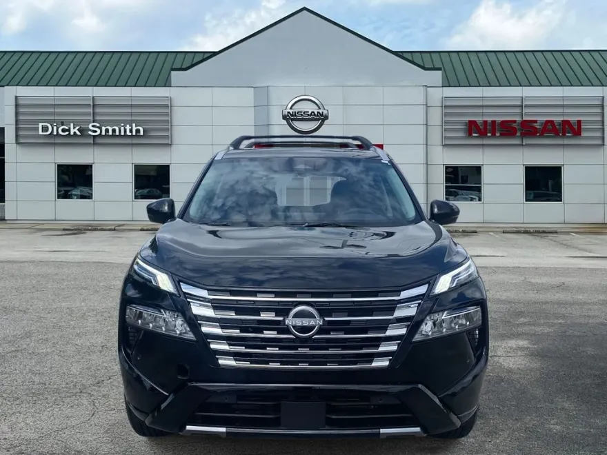 2025 Nissan Rogue Platinum photo 1
