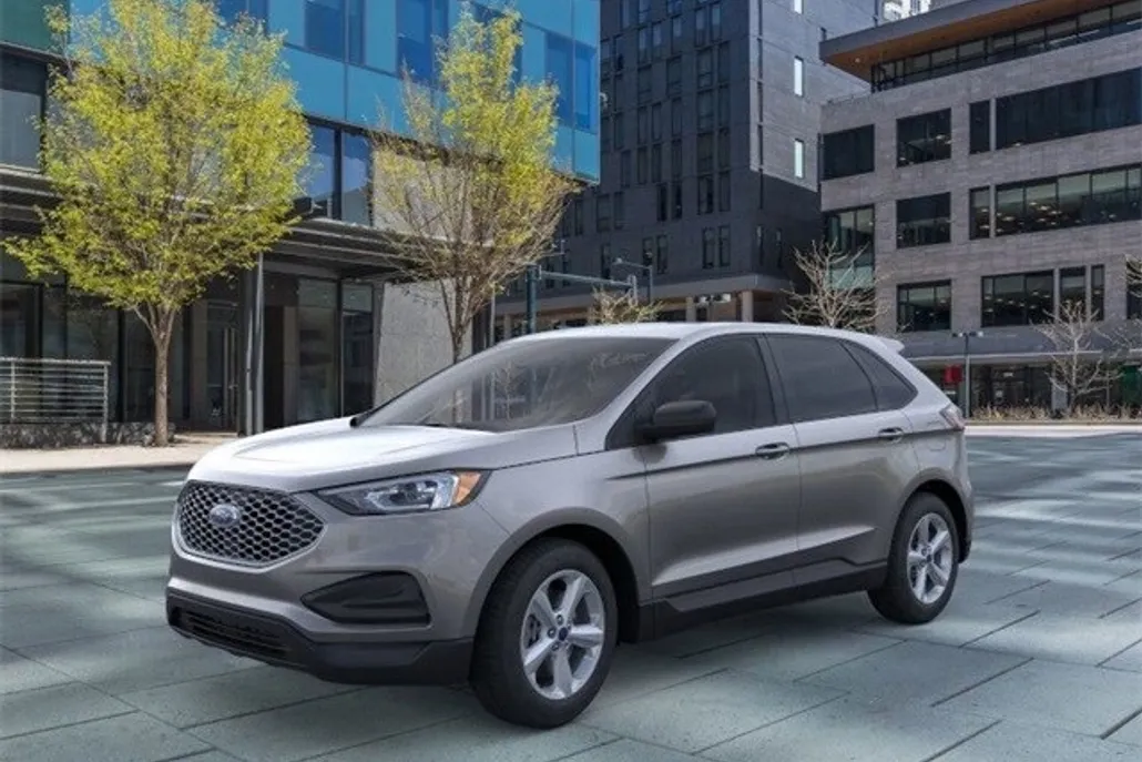 2024 Ford Edge SE photo 1