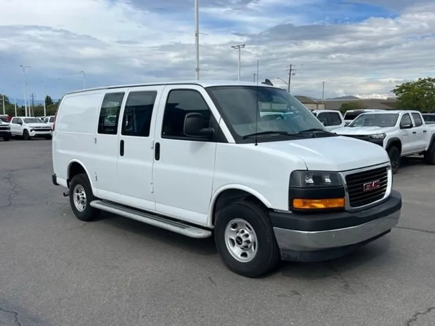2023 Gmc Savana Cargo 2500 photo 1