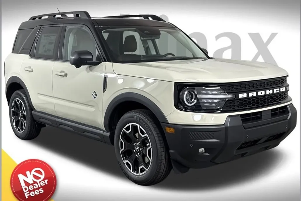 2025 Ford Bronco Sport Outer Banks photo 1