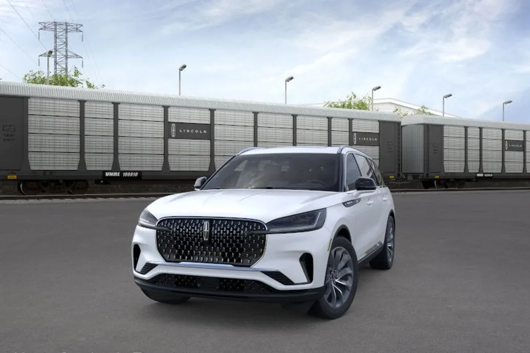 2025 Lincoln Aviator Premiere photo 1