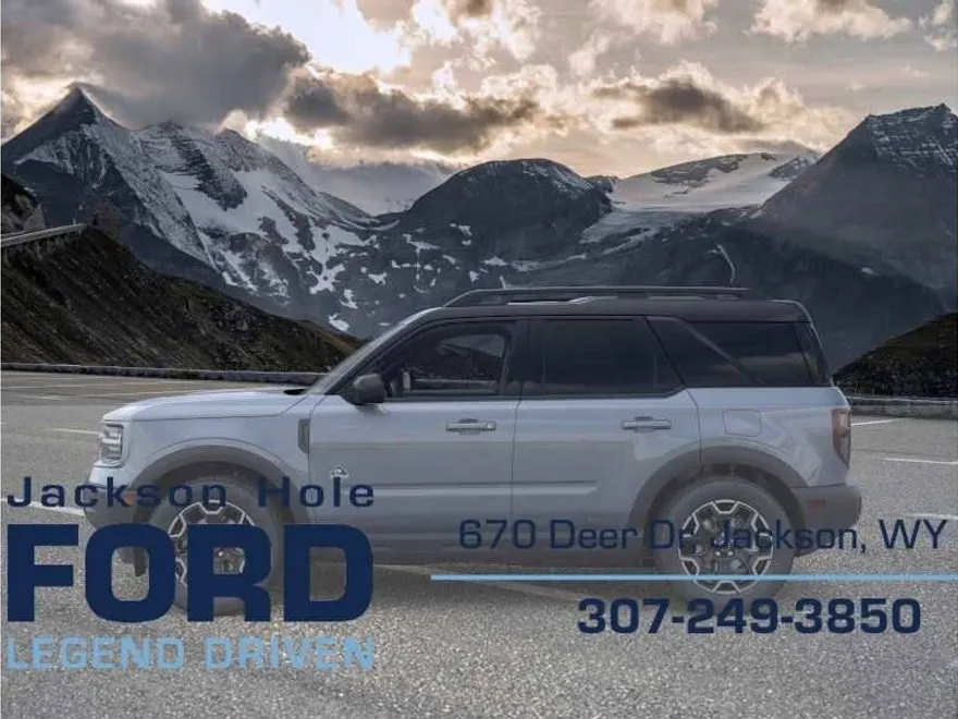 2025 Ford Bronco Sport Outer Banks photo 1