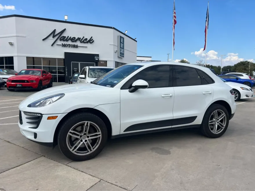 2018 Porsche Macan photo 1