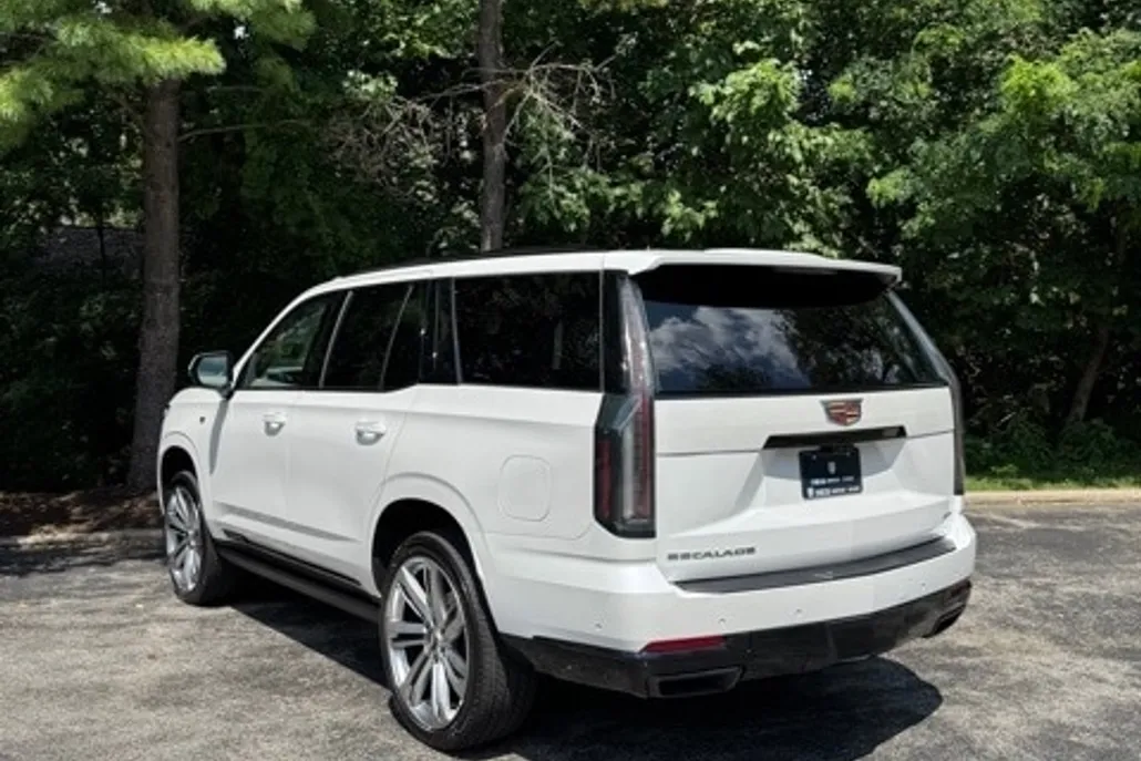 2025 Cadillac Escalade Sport Platinum photo 1