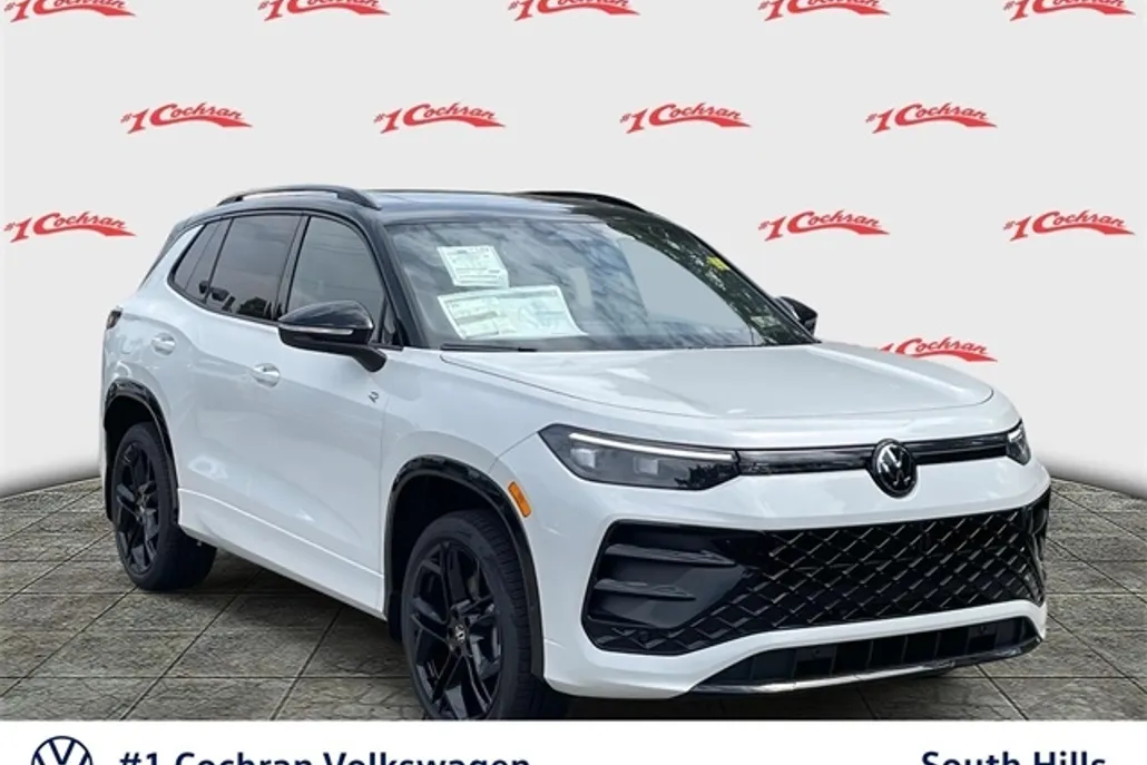 2025 Volkswagen Tiguan SE R-Line Black photo 1