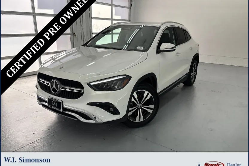 2025 Mercedes Benz GLA 250 photo 1