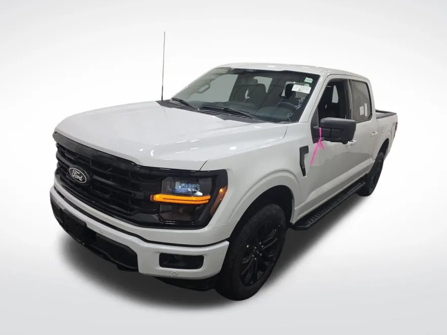 2024 Ford F-150 XLT photo 1