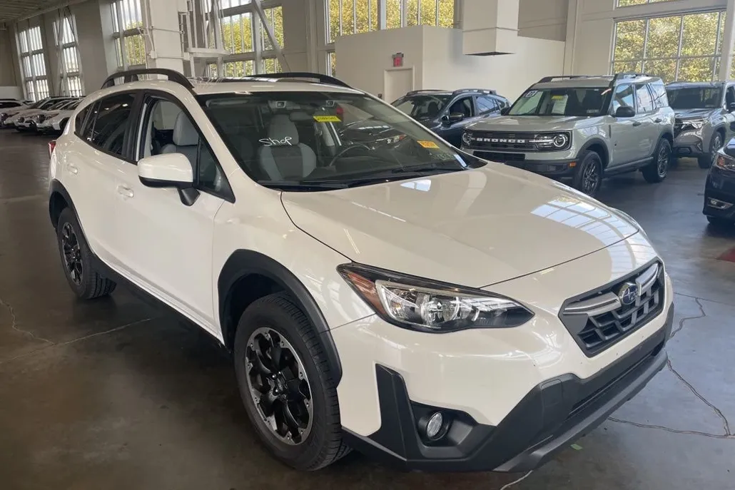 2022 Subaru Crosstrek Premium photo 1