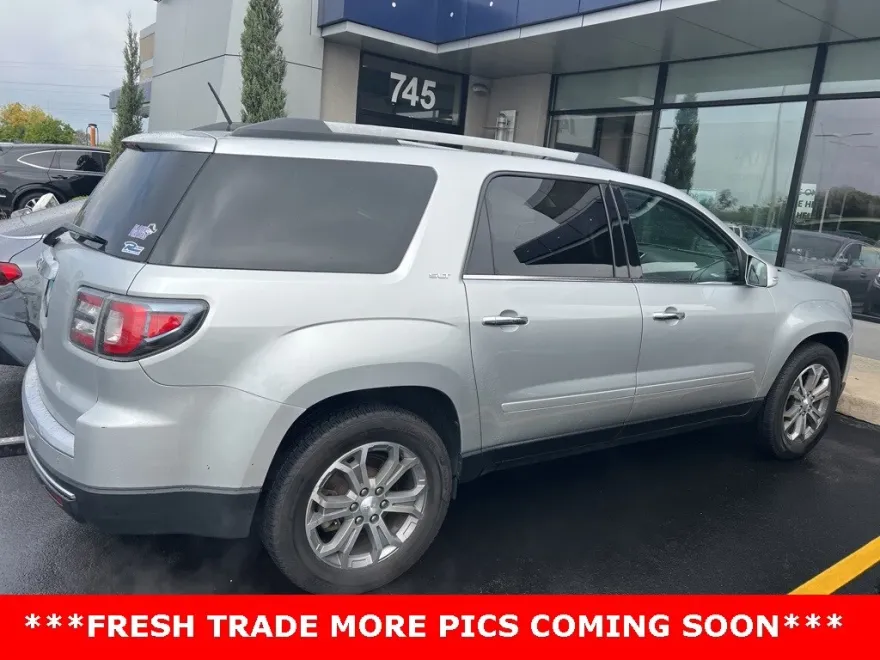 2016 Gmc Acadia SLT photo 1