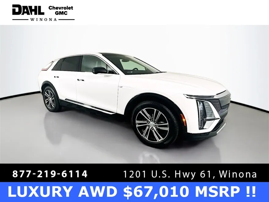 2024 Cadillac Lyriq Luxury photo 1