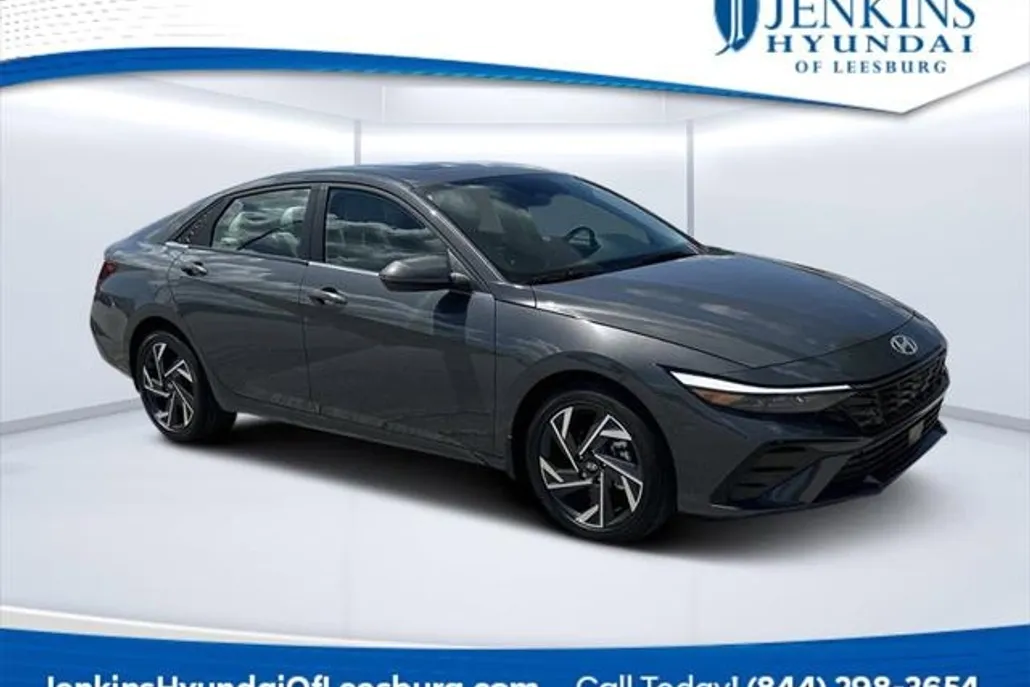 2025 Hyundai Elantra Limited photo 1