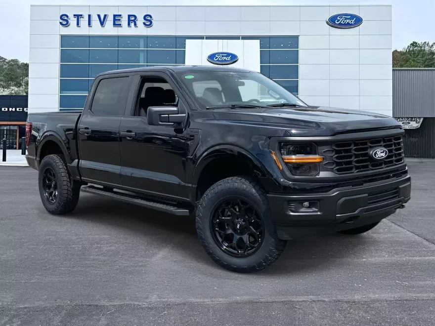 2025 Ford F-150 Lariat photo 1