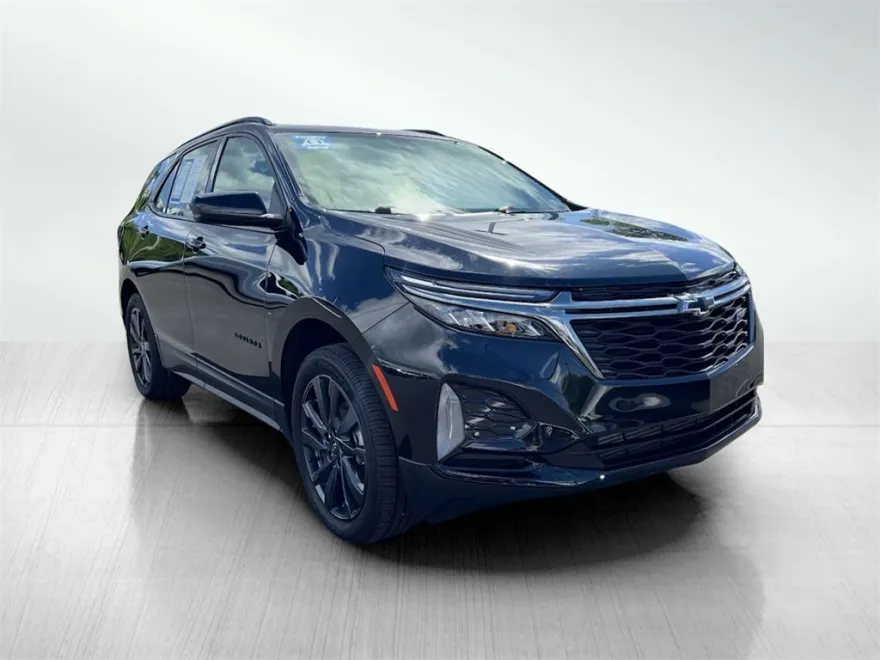 2023 Chevrolet Equinox RS photo 1