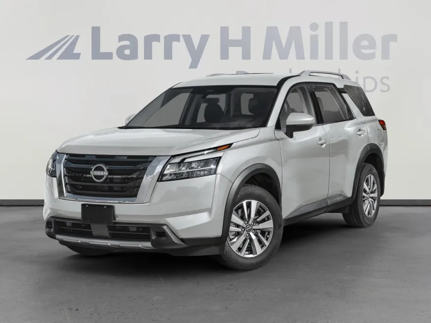 2025 Nissan Pathfinder SL photo 1
