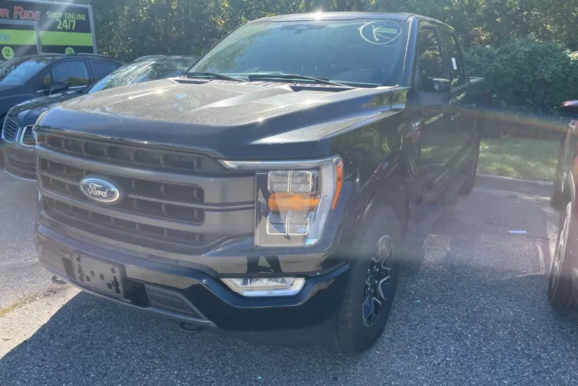 2023 Ford F-150 Lariat photo 1