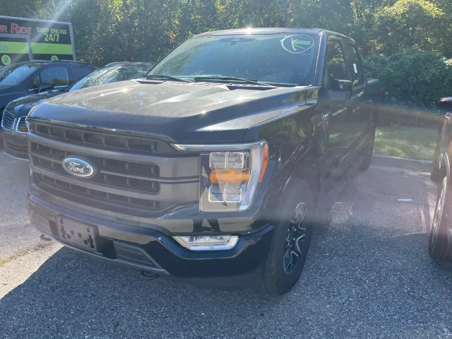 2023 Ford F-150 Lariat photo 1