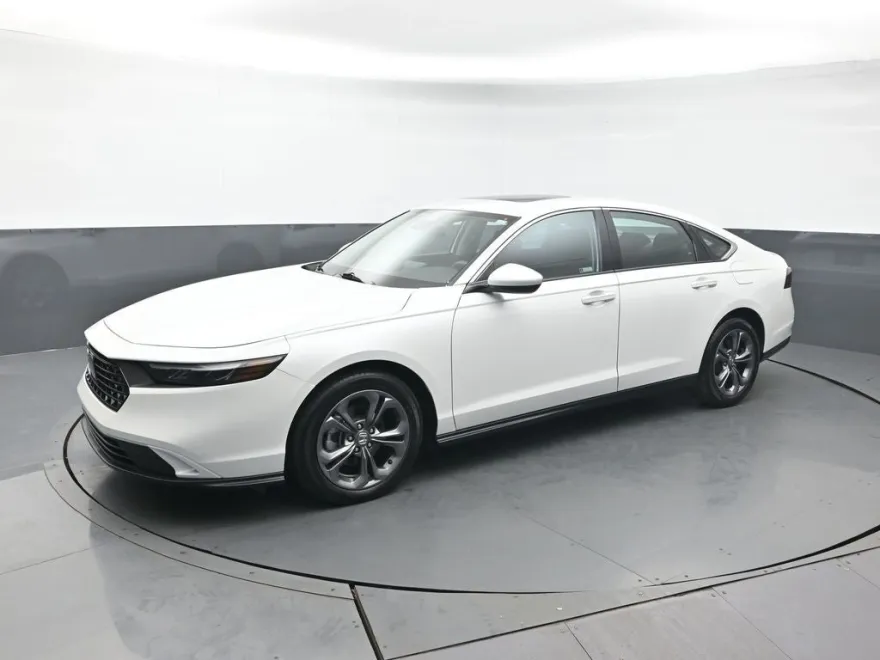 2023 Honda Accord EX photo 1