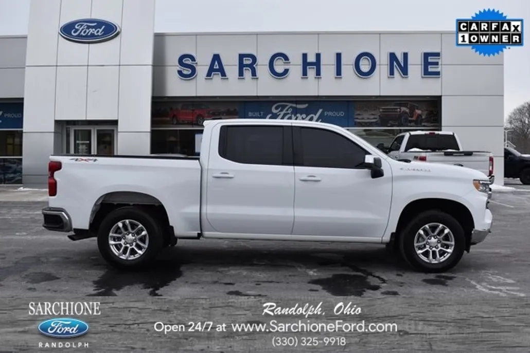 2024 Chevrolet Silverado 1500 LT photo 1