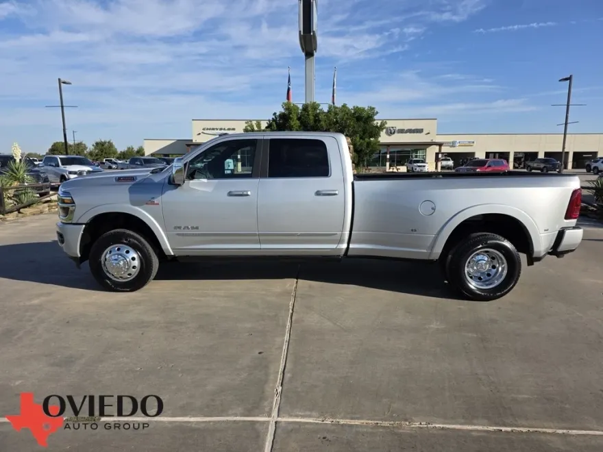 2026 Ram 3500 Limited photo 1