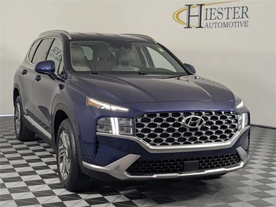 2022 Hyundai Santa Fe SEL photo 1