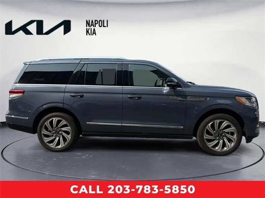 2023 Lincoln Navigator Reserve photo 1