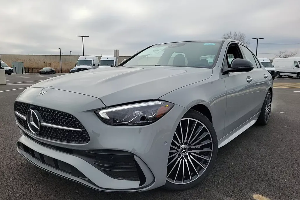 2025 Mercedes Benz C 300 4MATIC Sedan photo 1