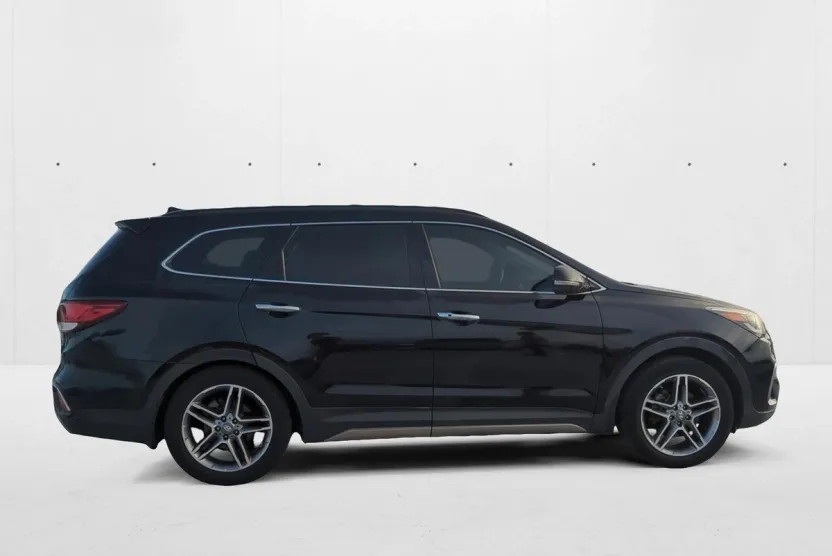 2017 Hyundai Santa Fe Limited Ultimate photo 1