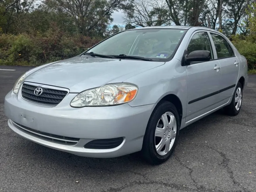 2007 Toyota Corolla CE photo 1