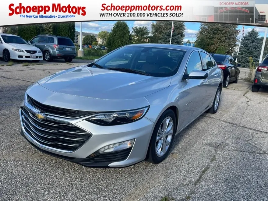 2021 Chevrolet Malibu 1LT photo 1