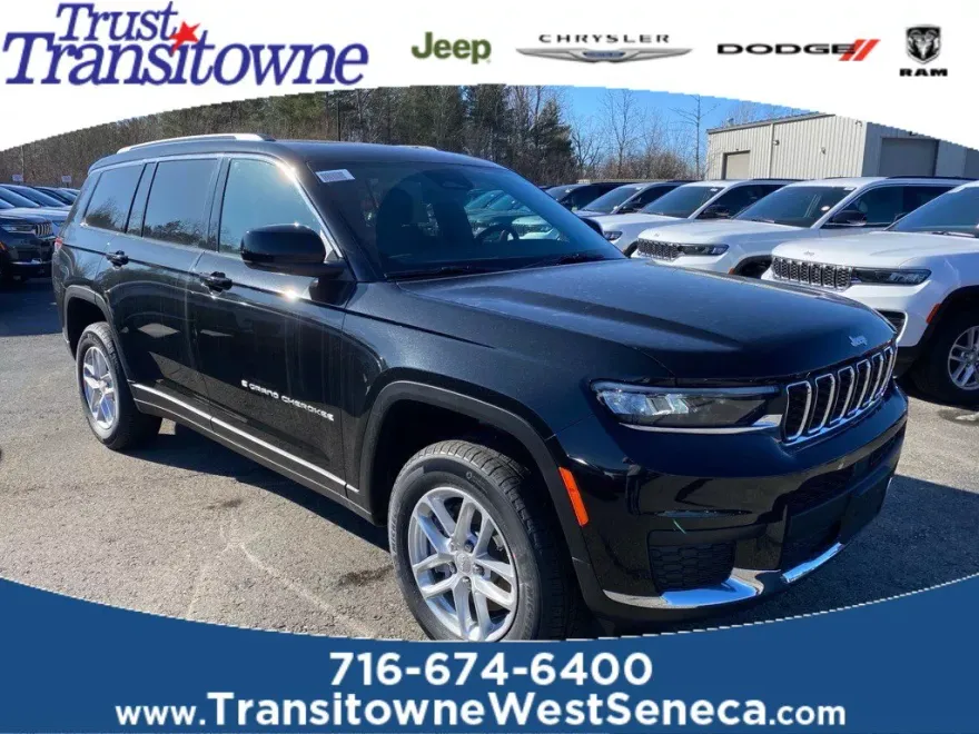2025 Jeep Grand Cherokee Laredo X photo 1