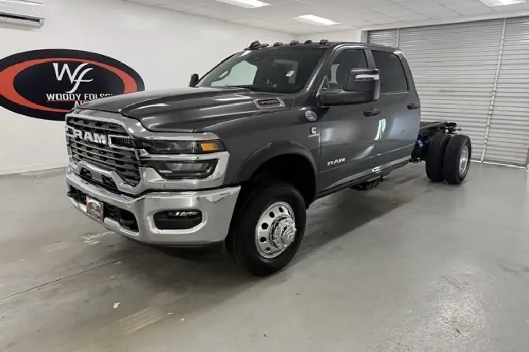 2025 Ram 3500 Big Horn photo 1