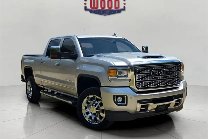 2019 Gmc Sierra 2500 HD Denali photo 1