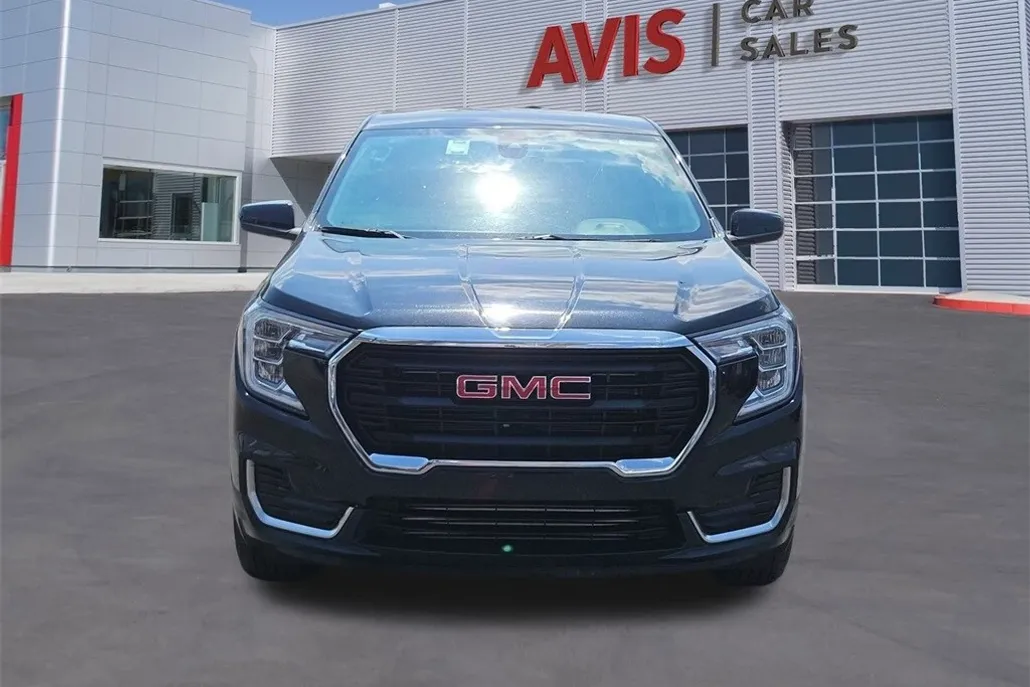 2024 Gmc Terrain SLE photo 1