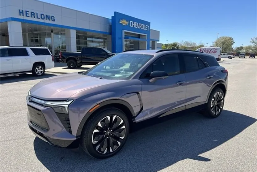 2025 Chevrolet Blazer EV RS photo 1