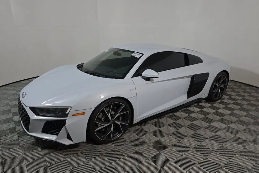 2023 Audi R8 Coupe V10 Performance photo 1